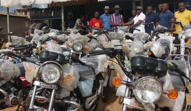 Martin Adjei-Mensah Korsah donates 50 motorbikes, cash to Bono East NPP