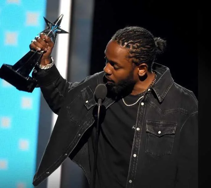 2024 BET Hip Hop Awards: Kendrick Lamar sweeps 8 awards; check out full list of winners | 3News