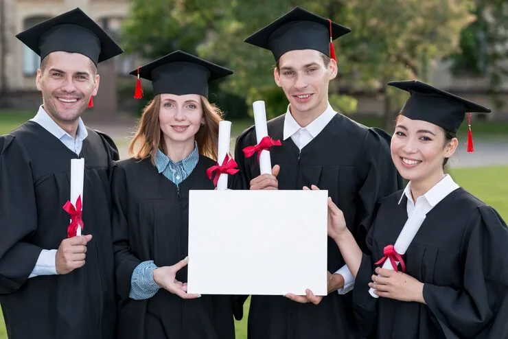 Best Scholarships for Undergraduate Students in 2026