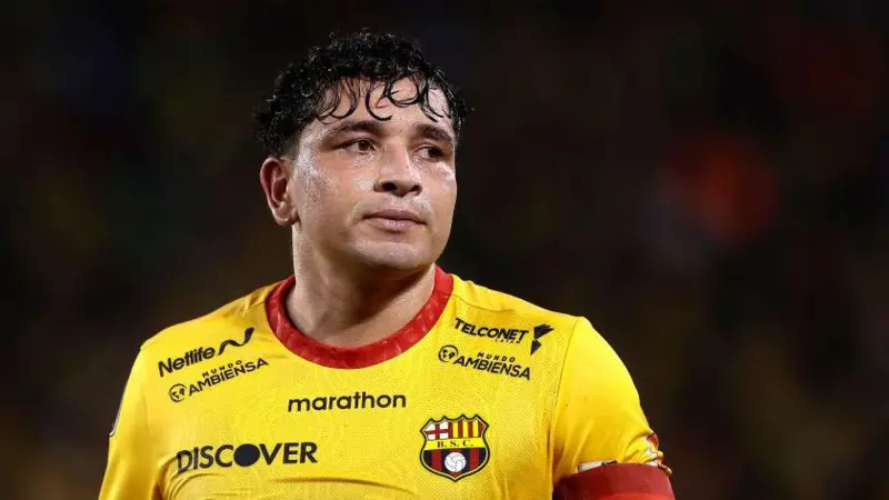 Ecuador defender Mario Pineida k!lled in Guayaquil shooting