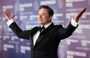 Elon Musk’s Net Worth Jumps from $13.5 Billion to $749 Billion