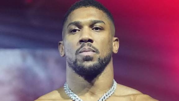 Anthony Joshua Breaks Silence, Visits Families of Late Coach
