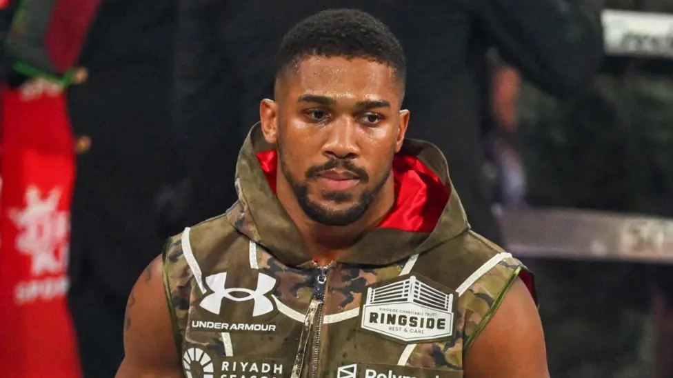Anthony Joshua Back in Training as He Focuses on “Mental Strength Therapy”