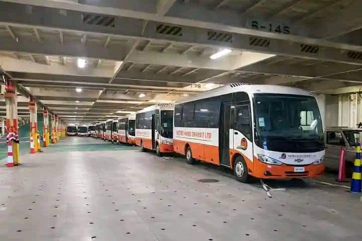 100 Metro Mass Buses
