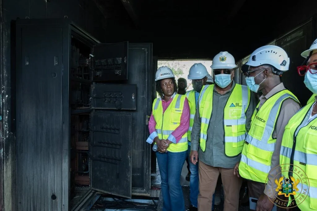 Mahama Visits Akosombo Dam: Commends VRA Engineers for Rapid Power Restoration Post-Fire