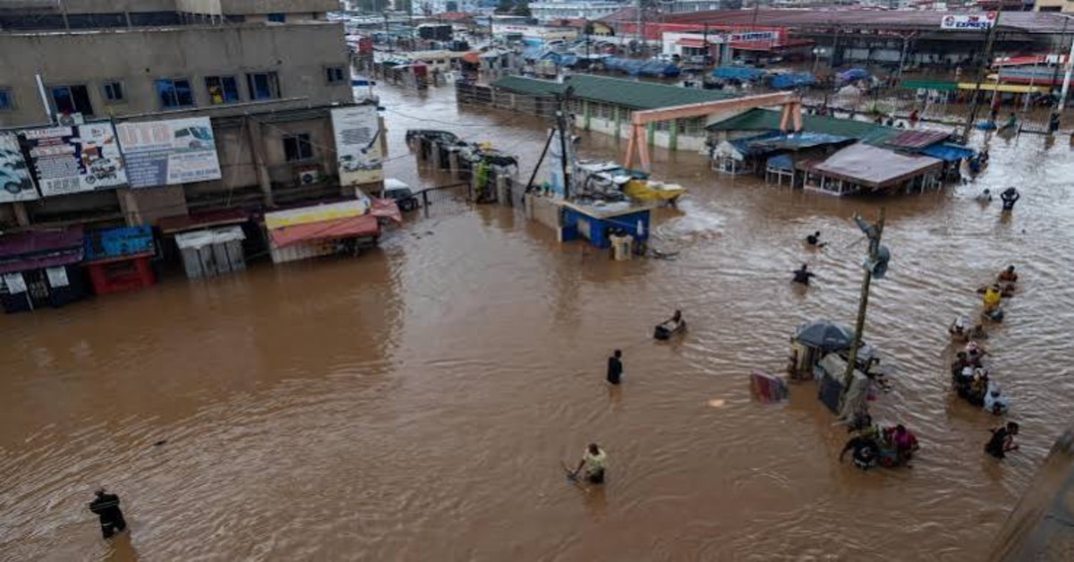 Accra Flood Death Toll Rises to 13 as Rescuers Save Hundreds