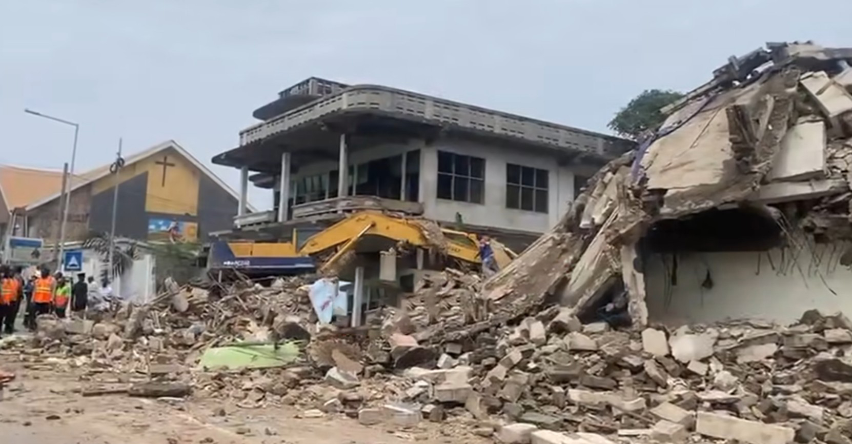 Authorities Demolish Dangerous Osu Building Following Structural Failure