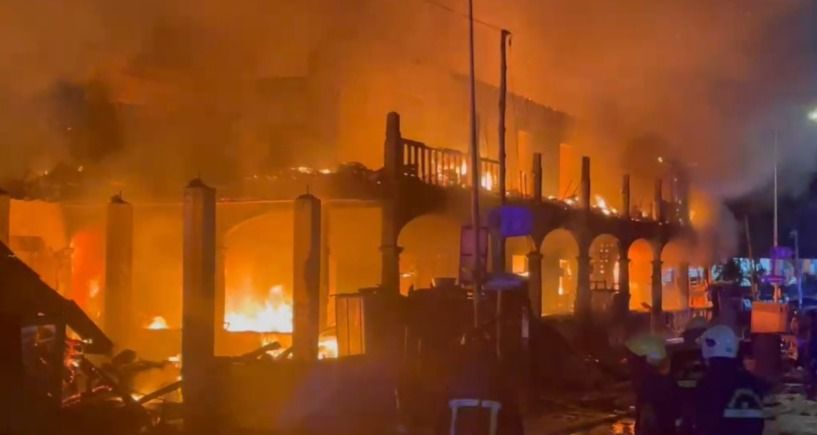 Fire Outbreak at Tudu Emergency Teams Combat Blaze Near Accra Police Headquarters