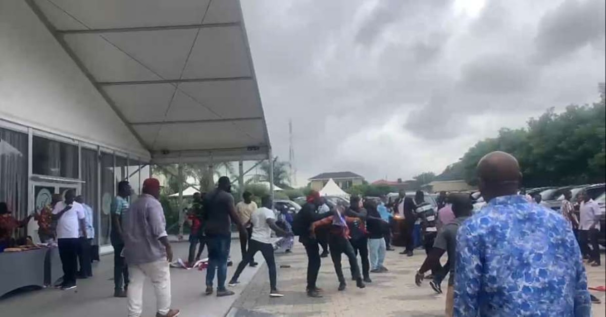 Free-for-All Erupts at NPP NEC Meeting as Supporters Clash Over 'Ken Must Go' Protest