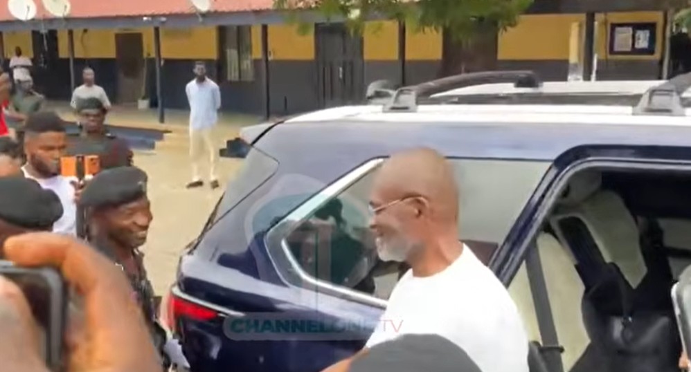Kennedy Agyapong Donates 15 Motorcycles & Pickup to Ghana Police – Accra HQ