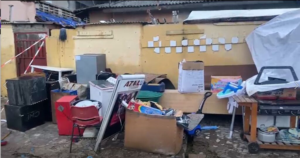 Urgent Evacuation and Demolition Imminent for Dilapidated Building in Osu