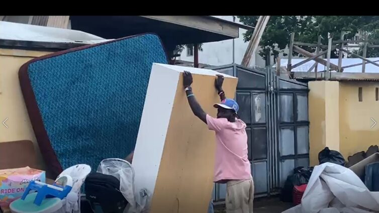Urgent Evacuation and Demolition Imminent for Dilapidated Building in Osu
