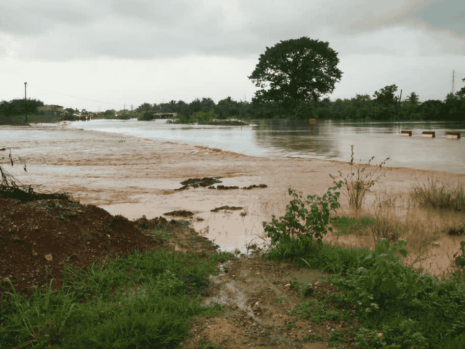 Winneba to Cape Coast Highway Blocked as Severe Floods Leave Travelers Stranded_____
