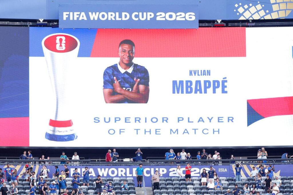 Mbappé Says He Prefers World Cup Final to Top Scorer Award
