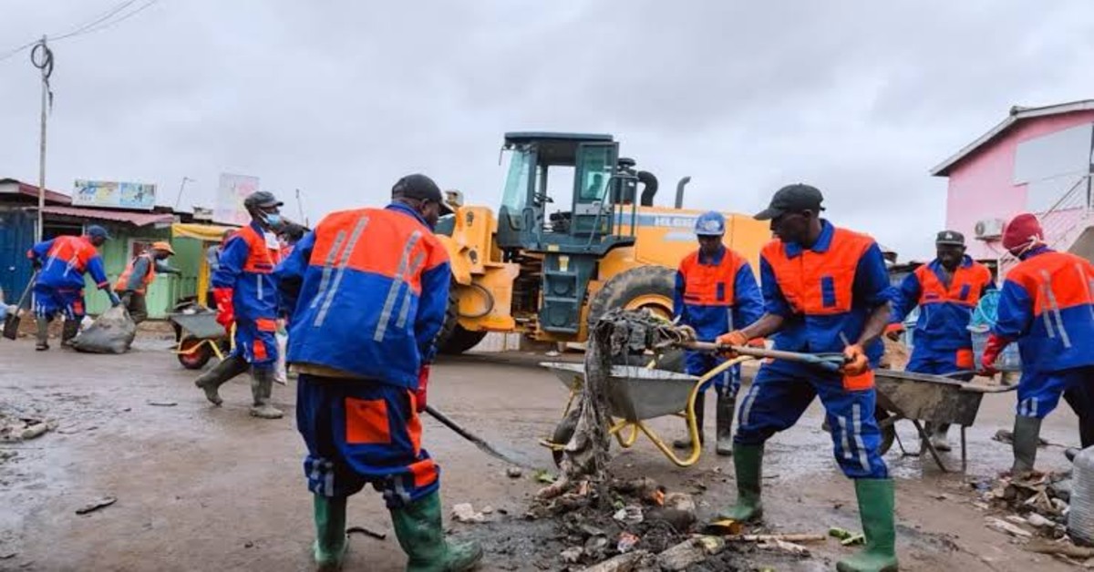 Mahama Activates Six Idle Zoomlion Waste Stations to Speed Up Flood Waste Removal