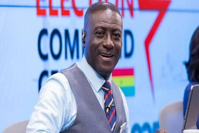 Captain Smart announces resignation from Media General live on TV