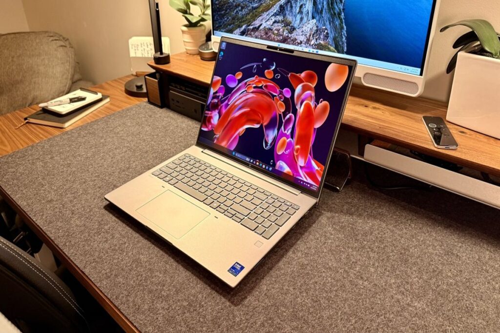 Laptop Workstation