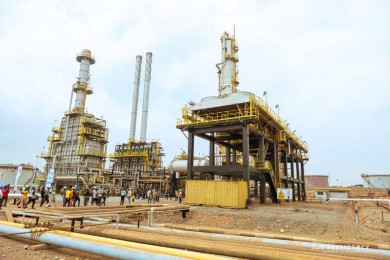 Mahama commends management on the turnaround and commissions the renovated TOR Crude Distillation Unit