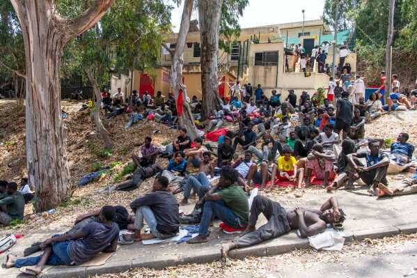 Migrants