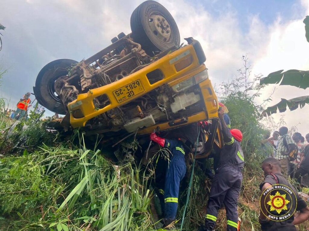 Tragic Asubuo Crash Leaves One Dead And Five Injured