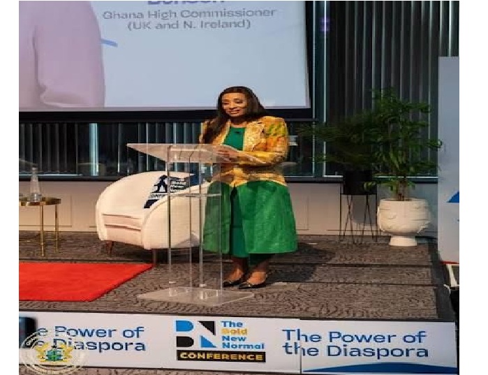 UK Scholars Must Swear Oath As Zita Benson Stands Firm