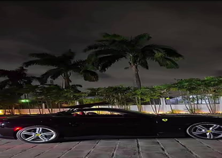 Kofi Abban gifts Shatta Wale
